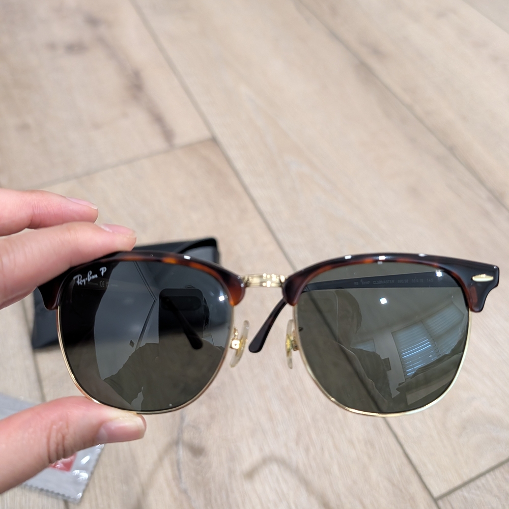 Ray-Ban Clubmaster Tortoiseshell and Gold Sunglasses with Green Lenses
